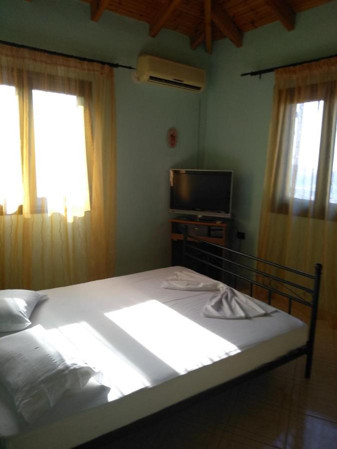 Janis Castle Apartment Himara Zewnętrze zdjęcie